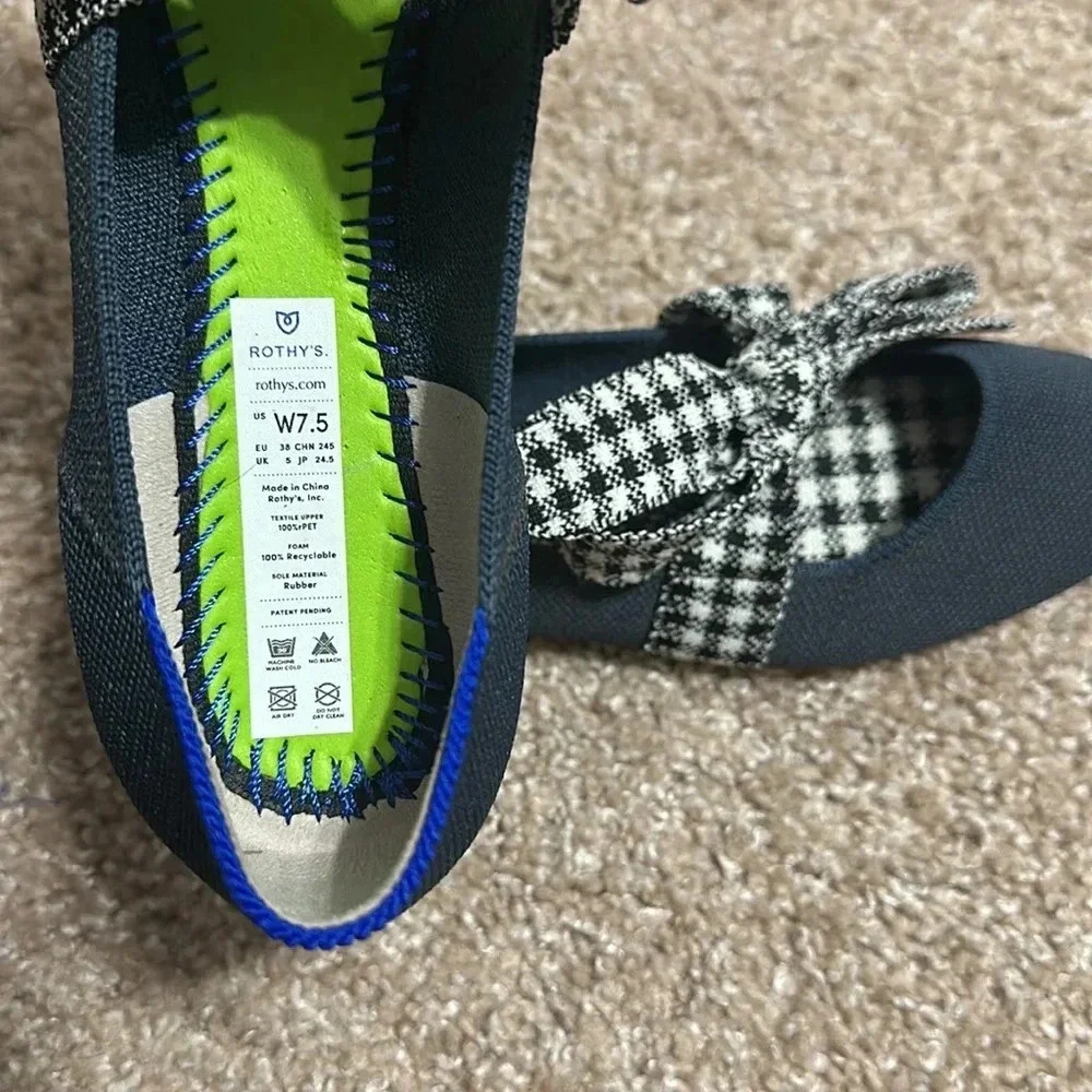 Rothy’s - Picture 7 of 7